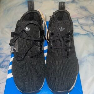 Adidas sneakers size 9c